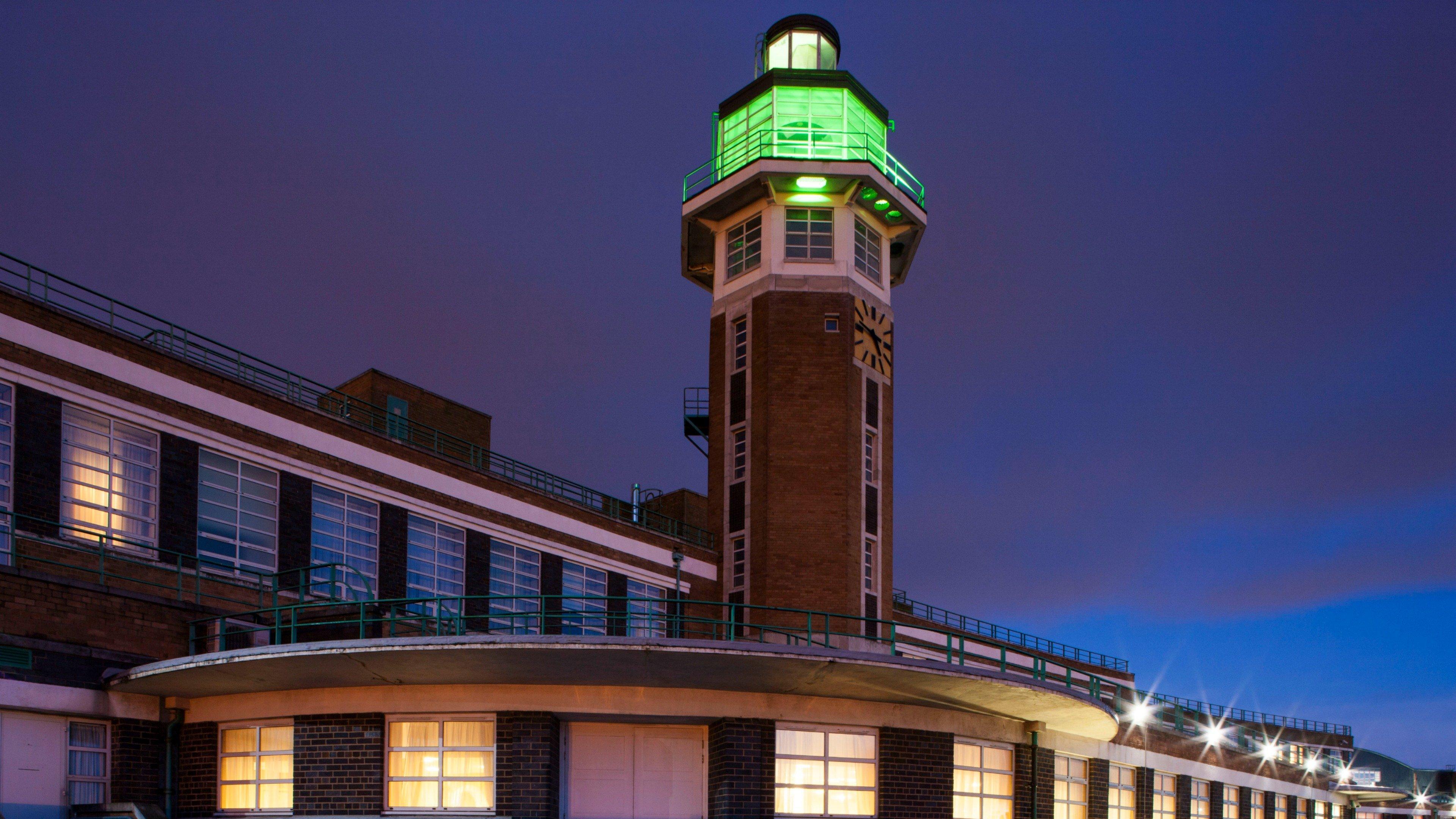 Crowne Plaza Liverpool - John Lennon Airport By Ihg Екстериор снимка