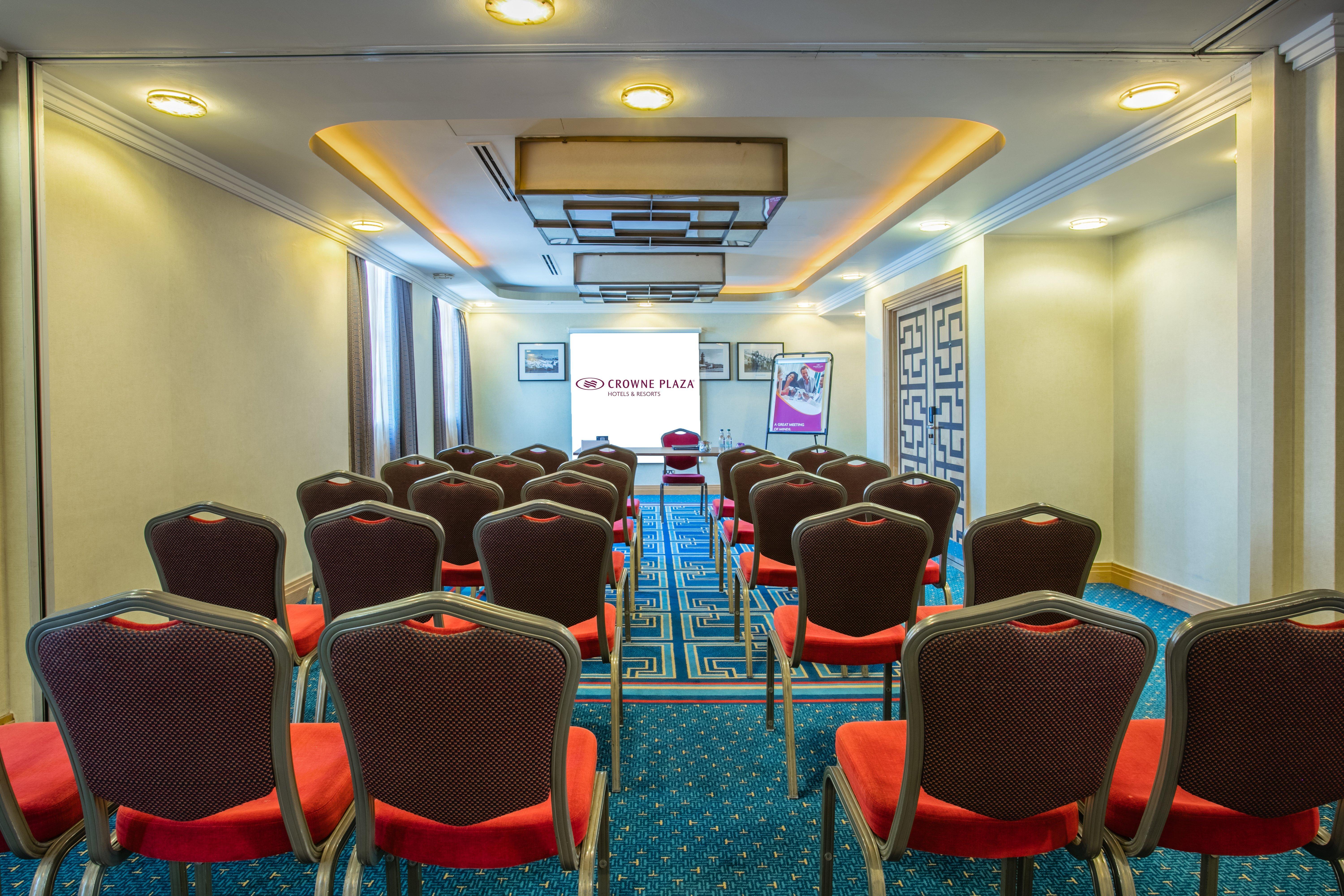 Crowne Plaza Liverpool - John Lennon Airport By Ihg Екстериор снимка