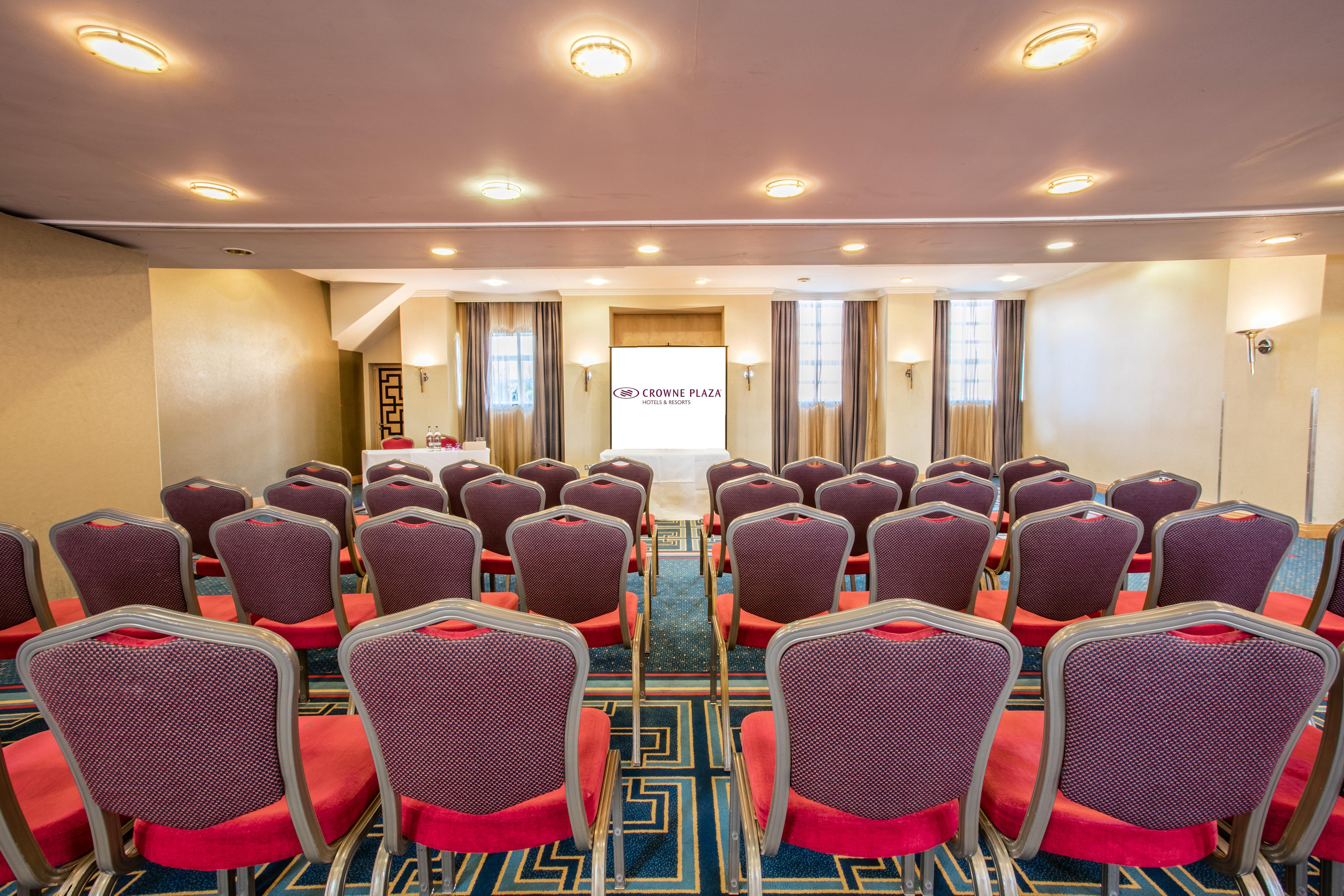 Crowne Plaza Liverpool - John Lennon Airport By Ihg Екстериор снимка